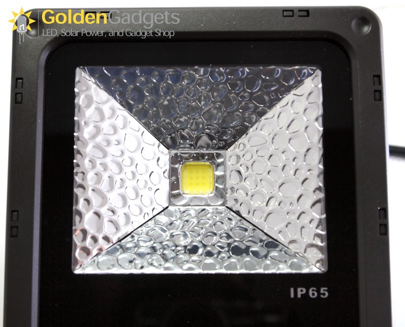 10-Watt LED Flood Light 12-24V DC/AC – IP65 10-Watt LED Flood Light 12-24V DC/AC – IP65