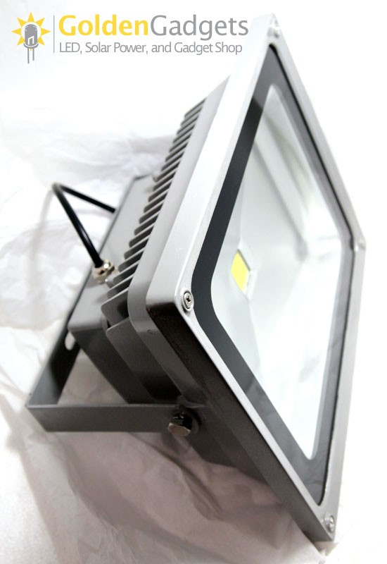 50-Watt LED Flood Light AC 85-250V 50-Watt LED Flood Light AC 85-250V